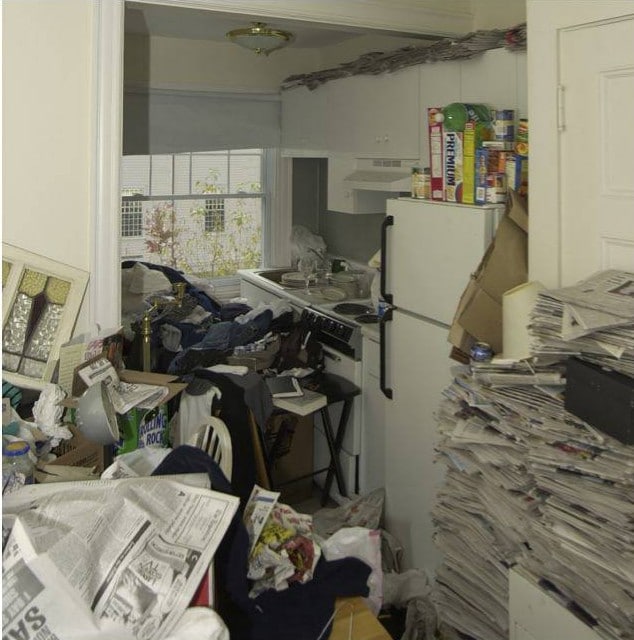 picture of hoarding cleanup